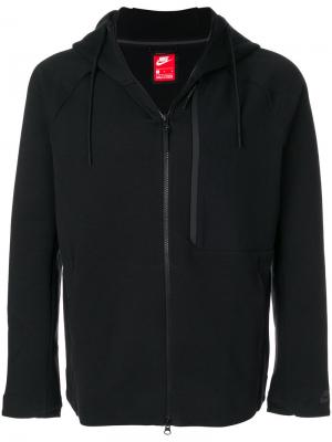 Спортивная флисовая куртка Nike. Цвет: чёрный