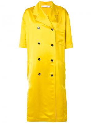 Двубортное пальто с плиссировкой Victoria Beckham. Цвет: жёлтый и оранжевый