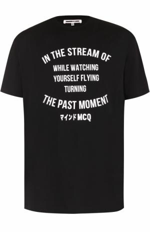 Хлопковая футболка с контрастной надписью MCQ. Цвет: черный