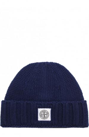Шерстяная шапка фактурной вязки с логотипом бренда Stone Island. Цвет: темно-синий