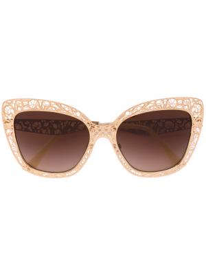 Солнцезащитные очки в ажурной оправе Dolce & Gabbana Eyewear. Цвет: металлический