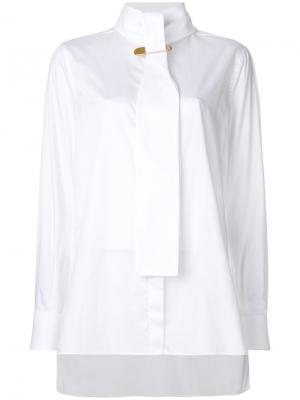 Рубашка с декоративной булавкой Burberry. Цвет: белый