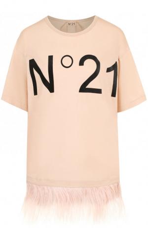 Хлопковая футболка с перьевой отделкой и логотипом бренда No. 21. Цвет: розовый