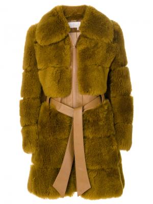 Пальто с мехом Chloé. Цвет: коричневый