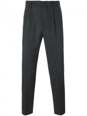 Костюмные брюки со складками Dondup. Цвет: серый