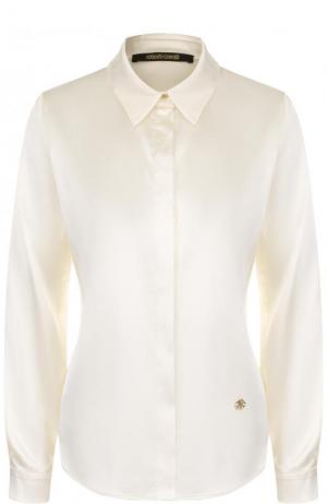 Однотонная приталенная блуза из шелка Roberto Cavalli. Цвет: белый
