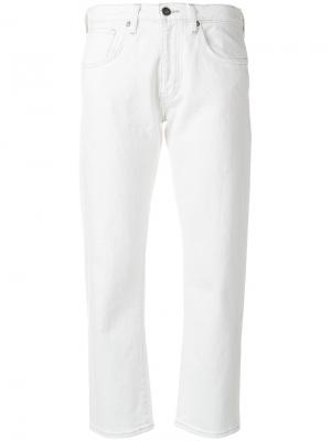 Укороченные джинсы кроя слим Levis Levi's. Цвет: белый