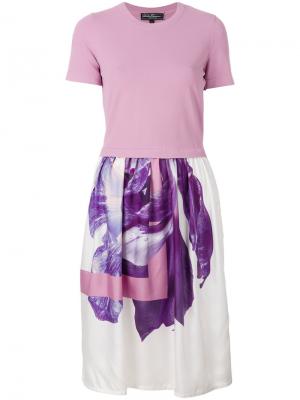 Платье-футболка с цветочным принтом Salvatore Ferragamo. Цвет: розовый и фиолетовый
