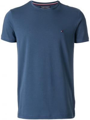 Базовая футболка Tommy Hilfiger. Цвет: синий