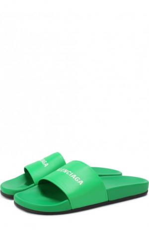 Кожаные шлепанцы с логотипом бренда Balenciaga. Цвет: зеленый