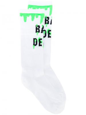 Носки с принтом логотипа Bad Deal. Цвет: белый