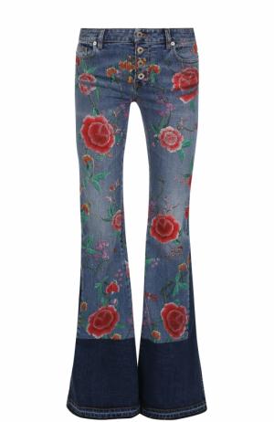 Расклешенные джинсы с разрезами и цветочным принтом Roberto Cavalli. Цвет: голубой