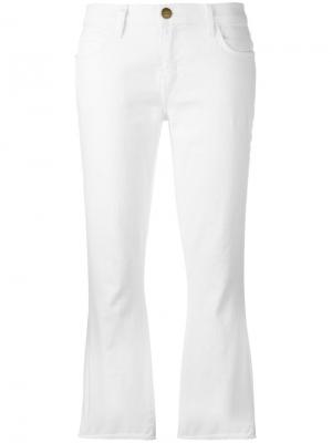 Укороченные расклешенные джинсы Current/Elliott. Цвет: белый