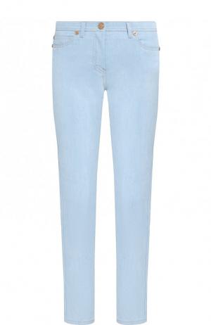 Однотонные джинсы прямого кроя Versace. Цвет: голубой