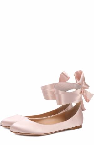 Атласные балетки Odette с лентами на щиколотке Gianvito Rossi. Цвет: розовый
