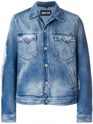 Приталенная джинсовая куртка Just Cavalli. Цвет: синий