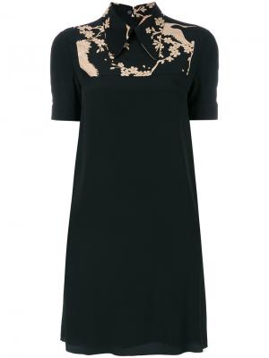 Платье шифт с цветочным принтом Nº21. Цвет: чёрный