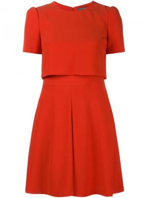 Приталенное платье с короткими рукавами Alexander McQueen. Цвет: красный