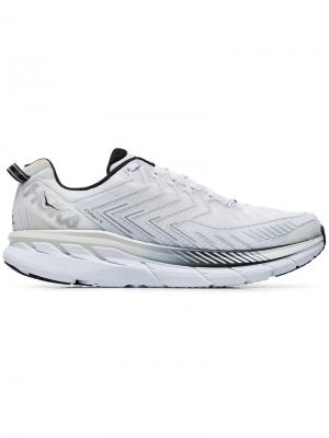 White Clifton 5 Sneakers Hoka One. Цвет: белый