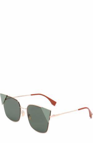 Солнцезащитные очки Fendi. Цвет: серый