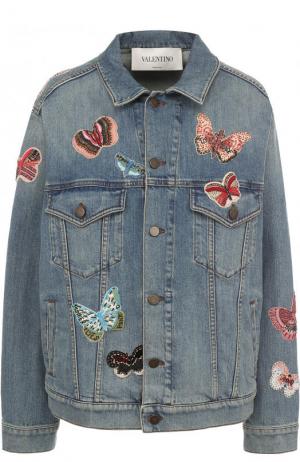 Джинсовая куртка с потертостями и отделкой в виде бабочек Valentino. Цвет: светло-голубой