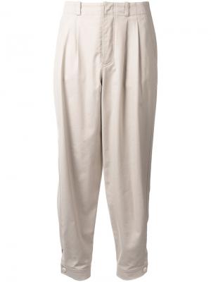 Плиссированные брюки Nehera. Цвет: коричневый