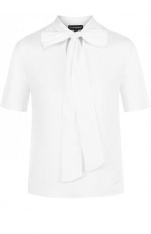 Однотонная блуза с укороченным рукавом и воротником-стойкой Emporio Armani. Цвет: белый
