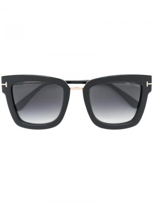 Солнцезащитные очки FT0573S Tom Ford Eyewear. Цвет: чёрный